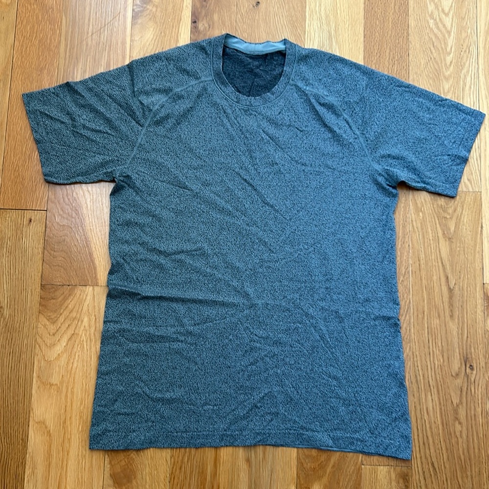 Lululemon Metal Vent Tech Short Sleeve Shirt